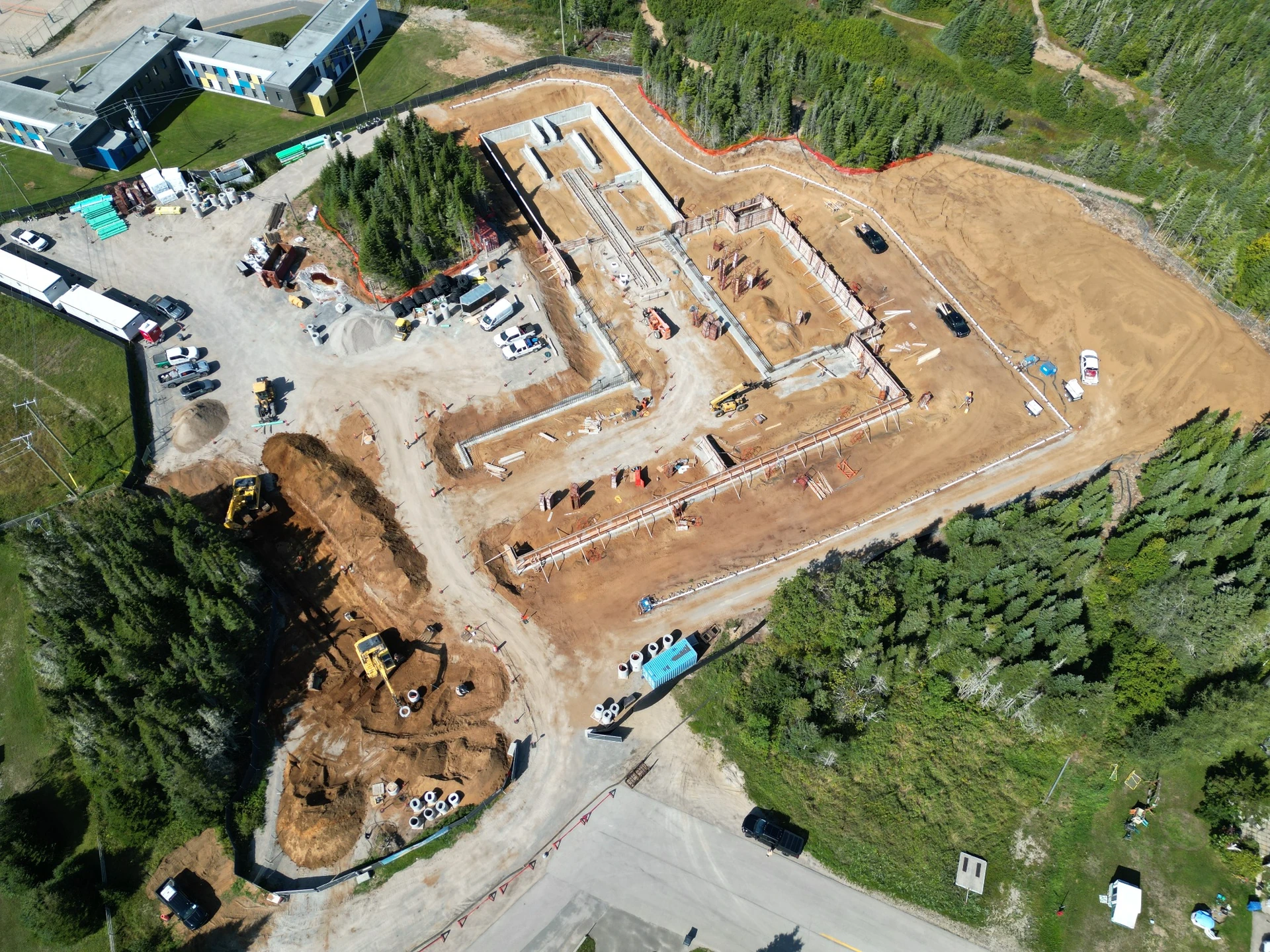 Travaux de génie civil à la nouvelle école primaire d'Havre-Saint-Pierre — photo 2
